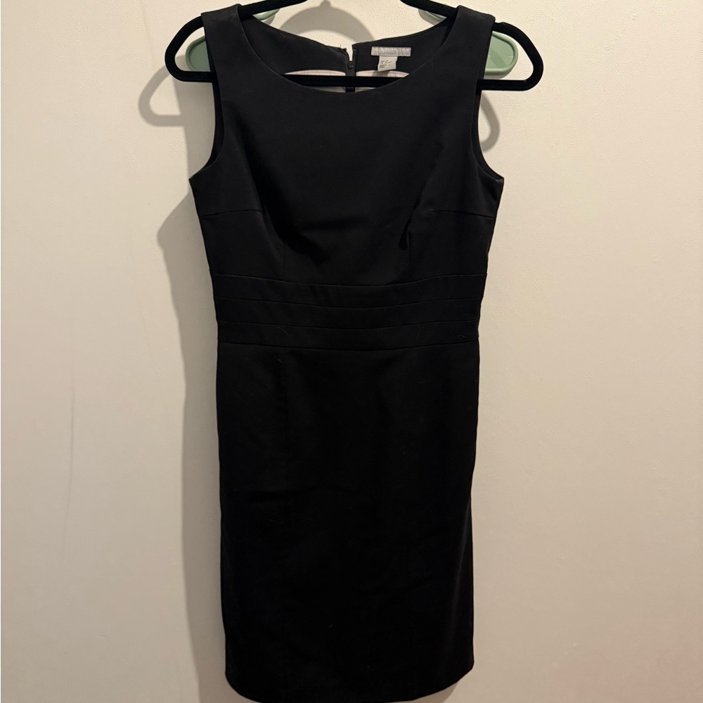 🩶 H&M Classic Black Mini Dress